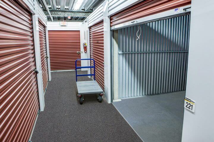 StorageMart indoor storage in Chicago